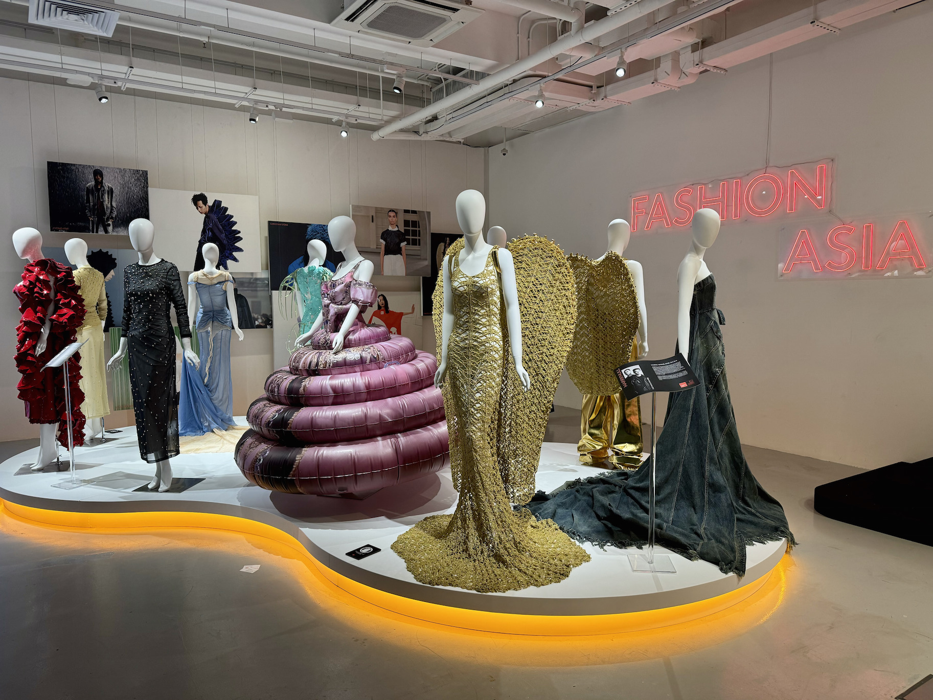 Unveiling Cutting-Edge Fashion at 10 Asian Designers to Watch - Classique